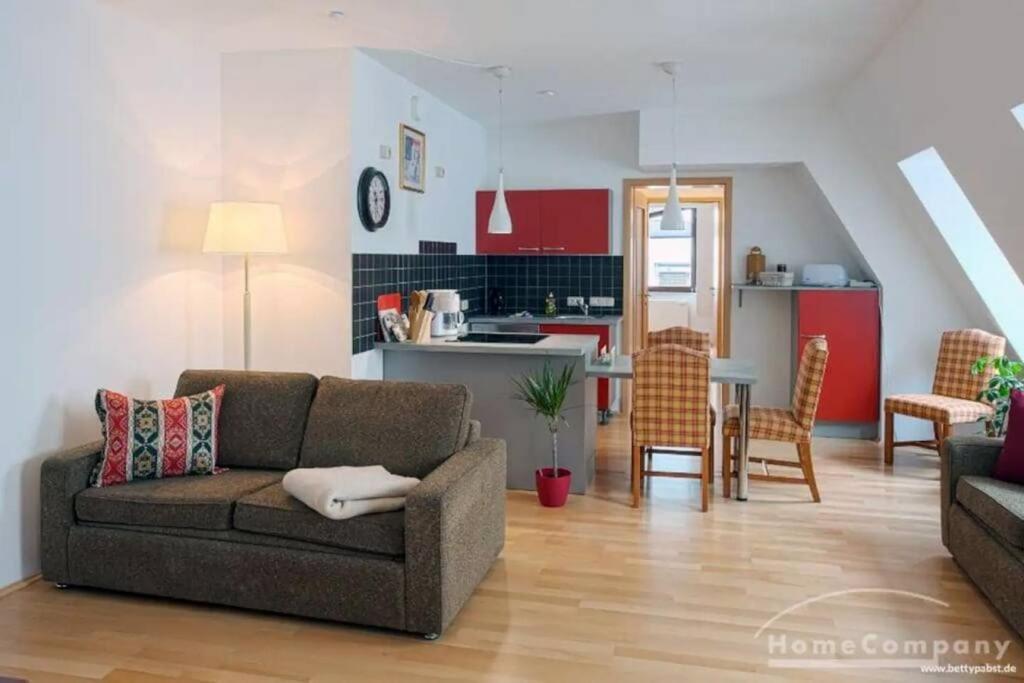 Apartment In Der Strohsackpassage - Zentrum Hbf Oper Leipzig Eksteriør bilde