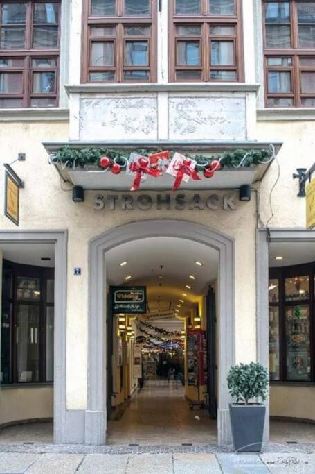 Apartment In Der Strohsackpassage - Zentrum Hbf Oper Leipzig Eksteriør bilde
